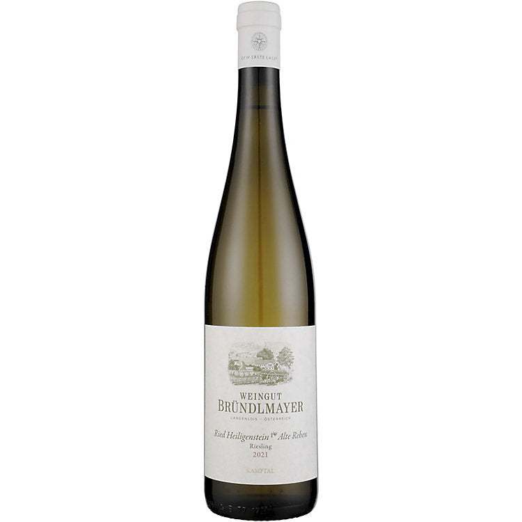 Brundlmayer Zobinger Heiligenstein Alte Reben Reserve Riesling 2021 wine bottle showcasing premium Austrian Riesling from century-old vines
