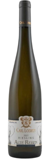 Carl Loewen Riesling Alte Reben Mosel 2021 white wine bottle with pale straw color and green apple lime notes