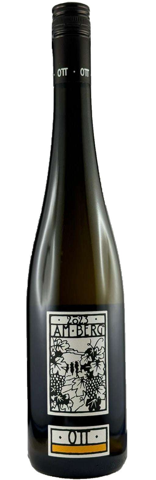 Bernhard Ott Gruner Veltliner Am Berg Niederosterreich 2023 750 ML white wine bottle with green apple and lime notes